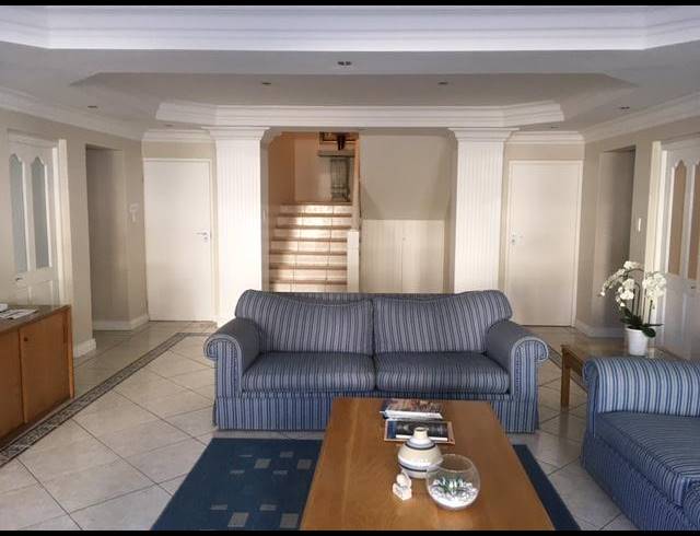 110M² OFFICE RENTED IN WESTLAKE